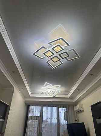 Продам две одинаковые лэд люстры. К ним же два пульта. Покупали обе Бишкек