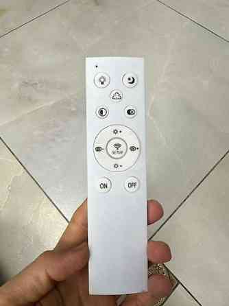 Продам две одинаковые лэд люстры. К ним же два пульта. Покупали обе Бишкек