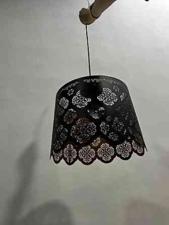 Люстра, лампочки, плафон Дешево состояние отличное 3шт имеется все за Бишкек