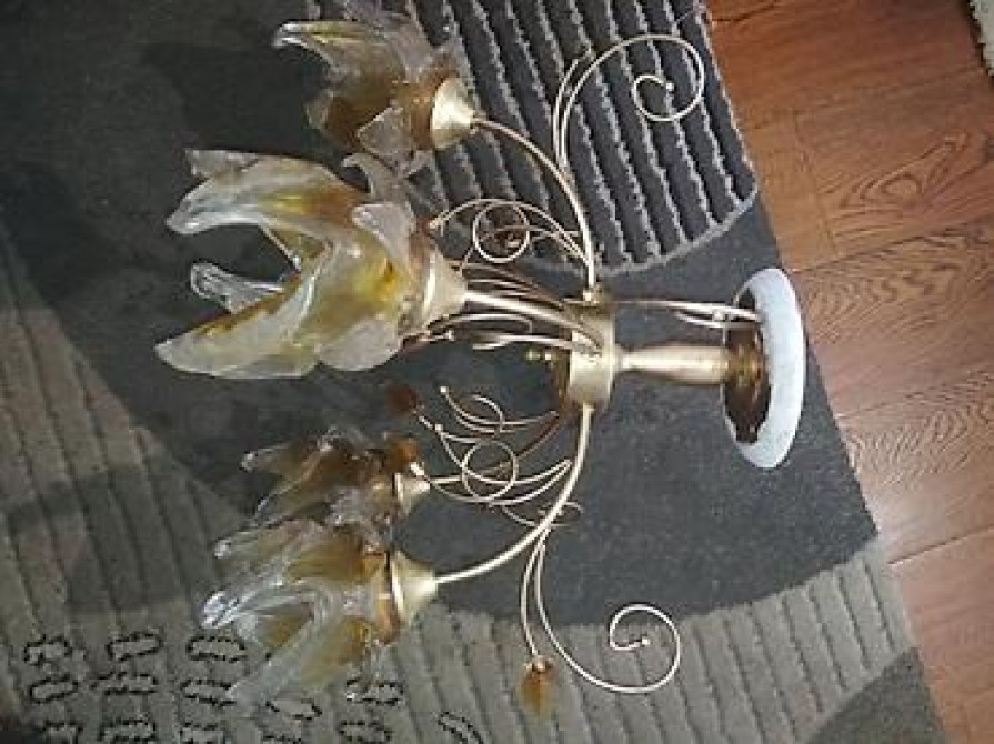 Продаю люстру!
Цена 500 сом!
Находимся в Районе Города Кант! Bishkek - photo 2