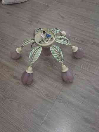 Продаю люстру 6-ти рожковую железную.очень прочная для лампочек с Бишкек