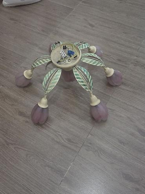 Продаю люстру 6-ти рожковую железную.очень прочная для лампочек с Бишкек - сүрөт 2