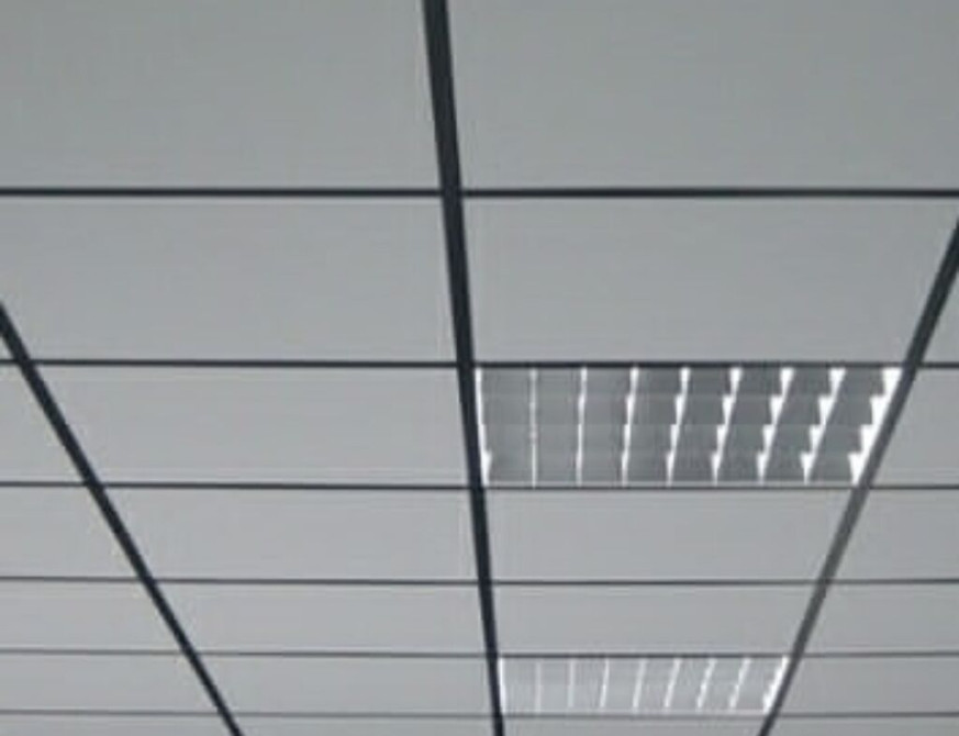 Подвесной потолок типа “Армстронг” с встраиваемыми офисными Бишкек - сүрөт 1