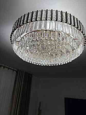 Продаю люстру, не подошел по дизайну. Собранный, новый. брали за 15 Bishkek