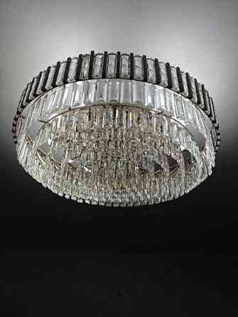 Продаю люстру, не подошел по дизайну. Собранный, новый. брали за 15 Bishkek