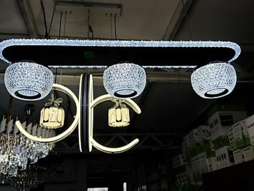 Потолочный светильник с тремя круглыми плафонами - Тип: накладной Bishkek - photo 1