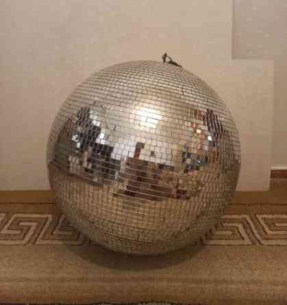 Диско шар
в хорошем состоянии Bishkek