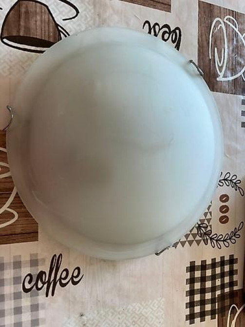 Потолочный светильник с круглым плафоном из матового стекла Бишкек - изображение 1