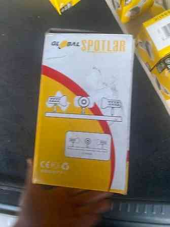 Потолочный светильник Global Spotlar с тремя поворотными плафонами Bishkek