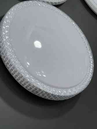 Светодиодный потолочный светильник-накладка (плафон) круглой формы Bishkek