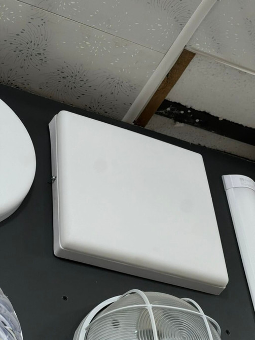 Светодиодный потолочно-настенный светильник квадратной формы. - Bishkek - photo 1