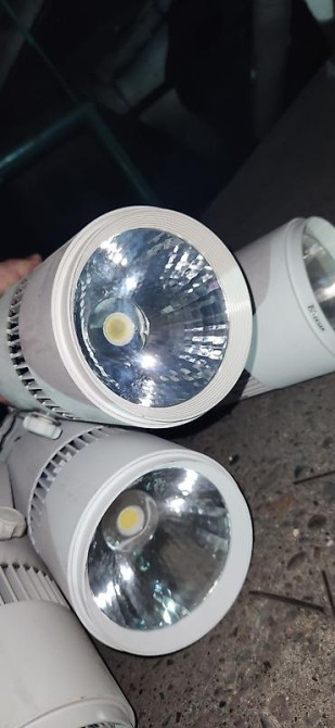 Продаются трековые светильники фирмы Teksan, производство Турция Bishkek - photo 1