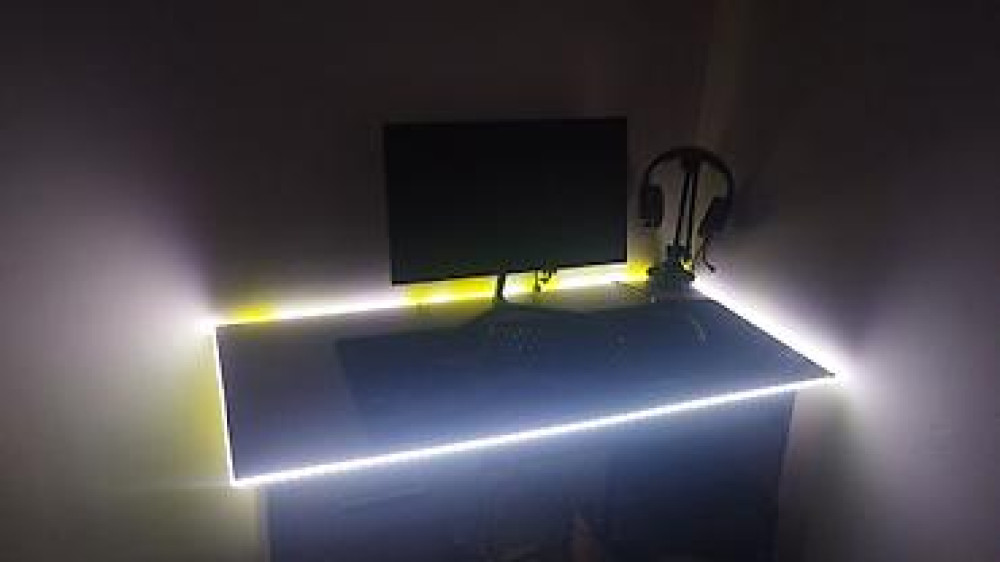 Светодиодная лента 1.5 метра есть выгорание в некоторых местах не Бишкек - изображение 2