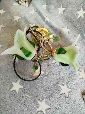 Люстра Две за 800 сом люстры Одна 500с 1) Бра с цветочными Бишкек