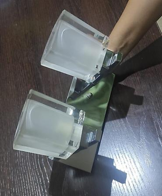 Продаю бра. Настенные. В наличии 2 штуки . 1000 сом за 2 штуки Бишкек - изображение 2