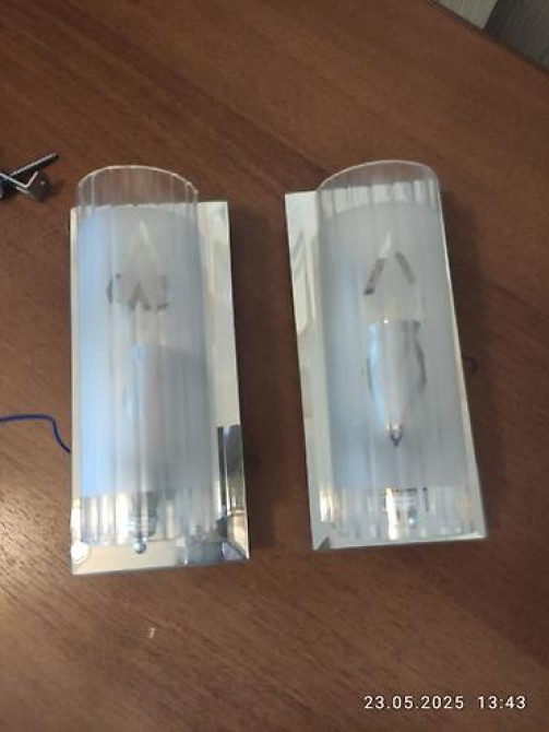 Продается 2 светильника, бра на стену, состояние новых, целые без Bishkek - photo 1