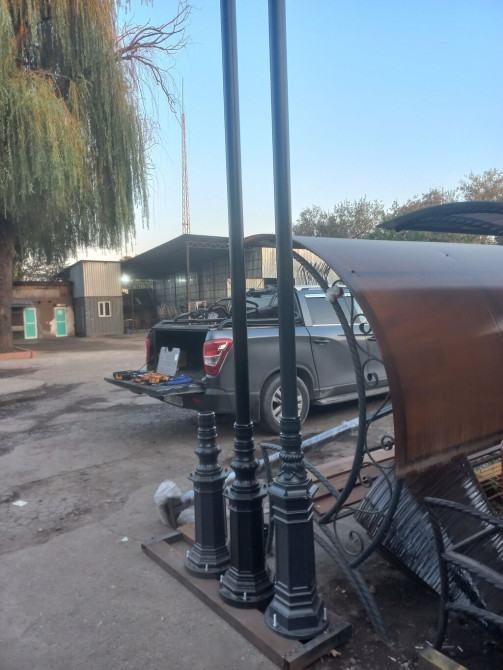 Уличные декоративные светильники на опорах - Комплект из двух Bishkek - photo 1