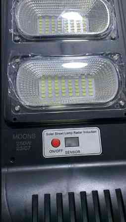 Солнечный прожектор с пультом 250вт Солнечный прожектор с пультом Бишкек