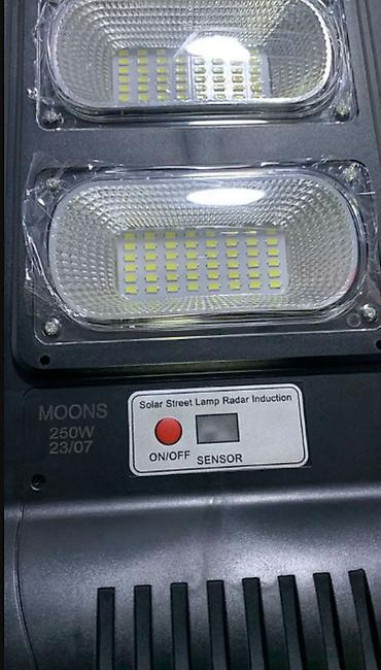 Солнечный прожектор с пультом 250вт Солнечный прожектор с пультом Бишкек - изображение 3