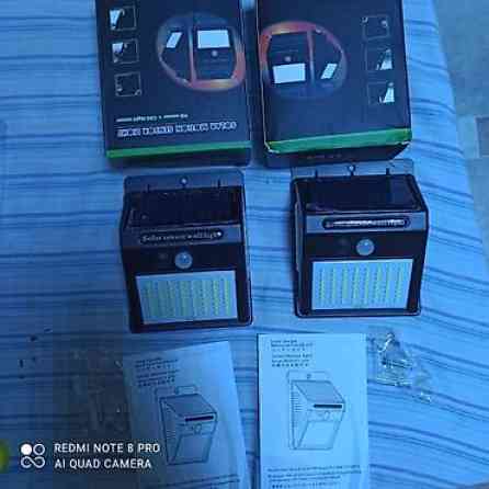 100 светодиодов. Заряжается от солнечного света.С датчиком движения Бишкек