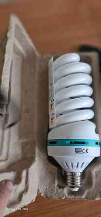 Лампочка 1 штука новая рабочая энергосберегающая 65 ватт Отдам за Бишкек