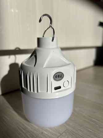 Переносной светодиодный фонарь-лампа с крюком и USB-C - Тип Бишкек