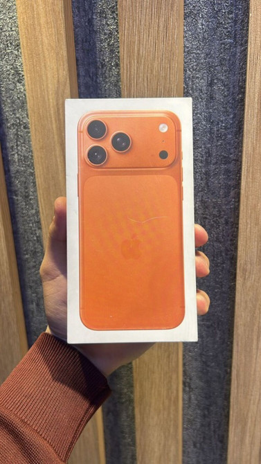 IPhone 17 Pro Max, Новый, 256 ГБ, Оранжевый, Коробка, 100 % Бишкек - изображение 1