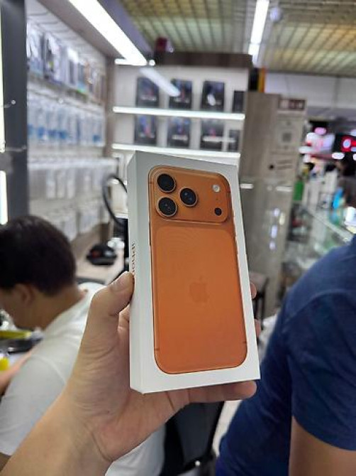 IPhone 17 Pro Max, Новый, 256 ГБ, Коробка, Защитное стекло, Кабель, 100 % Бишкек - изображение 1