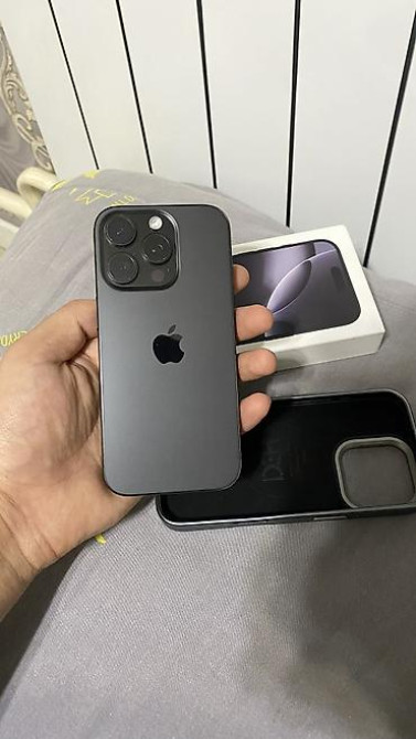 IPhone 16 Pro, Новый, 128 ГБ, Черный, Защитное стекло, Чехол, Коробка, 89 % Бишкек - изображение 4