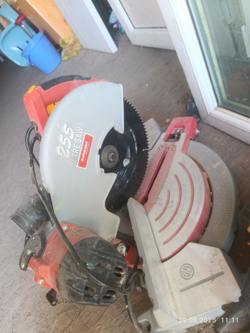 Углорез состояние отличное Бишкек - изображение 1