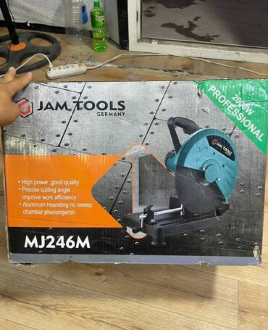 Угловая шлифовальная машина с желтым защитным кожухом и черной Бишкек - изображение 4