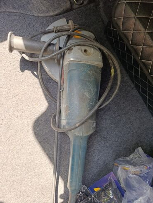 Продаю оригинальную болгарку немецкой фирмы BOSCH GWS 20-230 J Бишкек - изображение 1