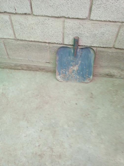 Лопата, Совковая Бишкек - сүрөт 1