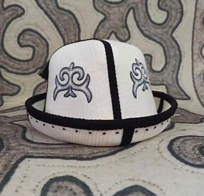 Традиционный кыргызский калпак - Мужской головной убор национального Бишкек - сүрөт 10