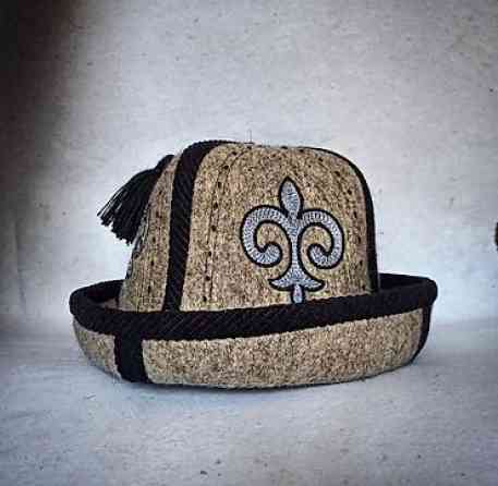 Традиционная войлочная шапка калпак (калпак/кепка-борик) с кисточкой Бишкек