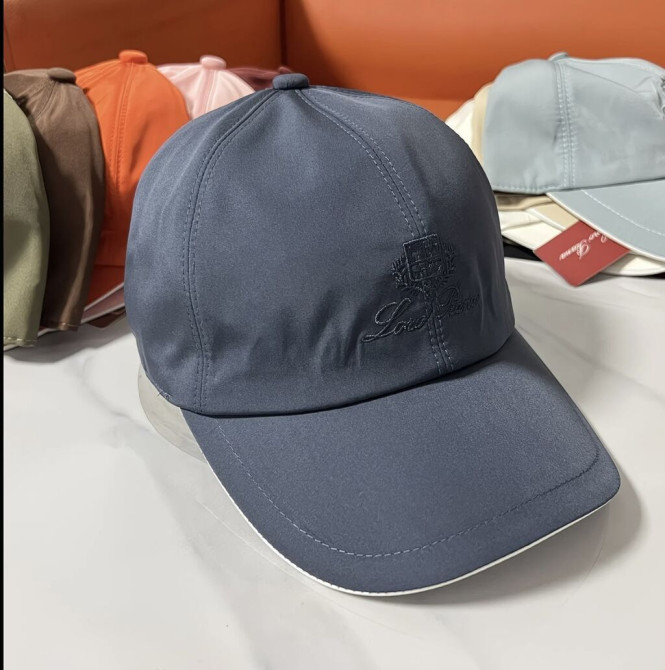 Головные уборы, Loro Piana, Новый, цвет - Синий, Самовывоз, Платная доставка Бишкек - сүрөт 1