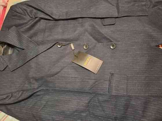 НОВАЯ ФАБРИЧНАЯ МУЖСКАЯ ТРОЙКА. Размер 46. Цена задаром ниже оптовой Бишкек