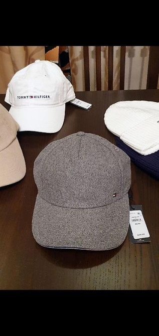 Головные уборы, Tommy Hilfiger, Новый, цвет - Бежевый, Самовывоз, Платная доставка Бишкек - сүрөт 1