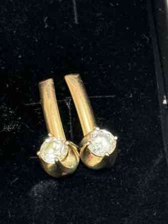 Золотые серьги - Материал: жёлтое золото 585. - Вставки: прозрачные Бишкек