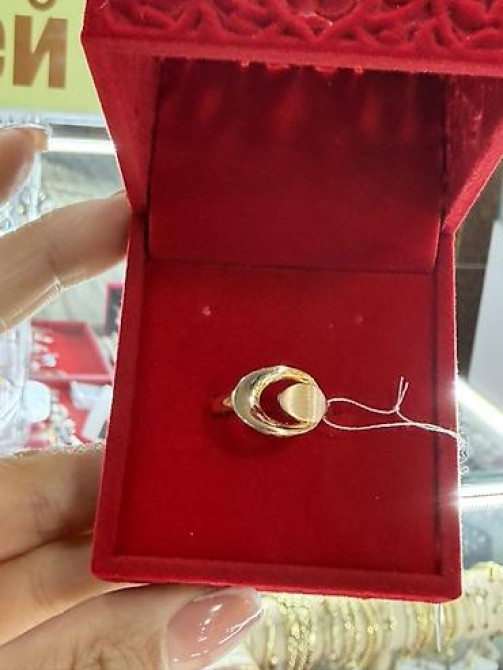 Золотое кольцо с резным узором “звёздочки” - Материал: жёлтое золото Бишкек - изображение 26