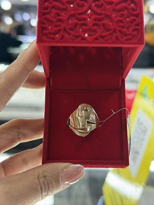 Золотое кольцо с резным узором “звёздочки” - Материал: жёлтое золото Бишкек - изображение 34