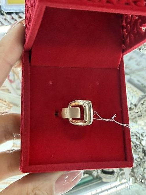 Золотое кольцо с резным узором “звёздочки” - Материал: жёлтое золото Бишкек - изображение 5