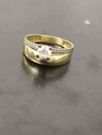 Золотое кольцо с камнем 585 пр.разм.16.5 - Материал: желтое золото Бишкек