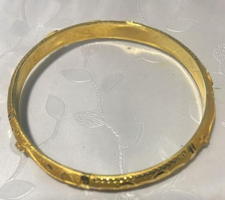 Золото 22 к. (916), цена 150 000 сом, 12 +грм Бишкек - изображение 1