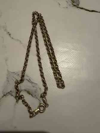 Цепь Шопард 55см
Жёлтый золото 585
Срочно продам за грамм 8500сом Бишкек