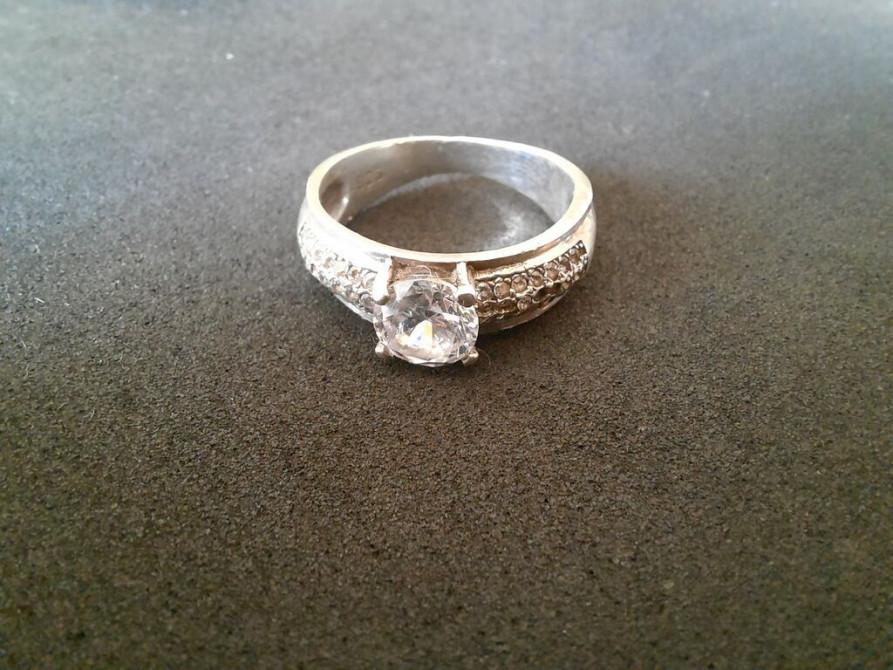 Серебряное кольцо. Размер 18 Бишкек - изображение 1