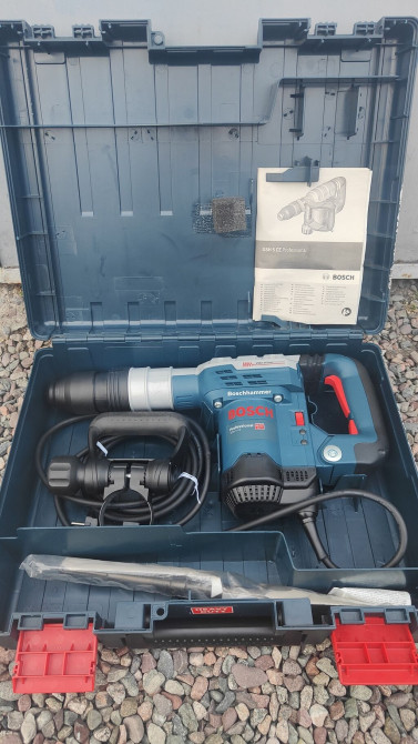 Отбойный молоток Bosch GSH 5 CE Professional (8.3Дж) Новый с Бишкек - изображение 1