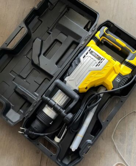 Отбойник и перфоратор ROLF Мощность 1.7 киловатт Гарантия 1 год Бишкек - изображение 1