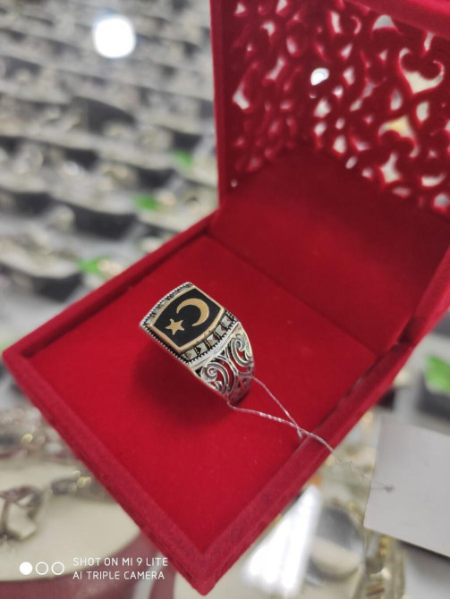 Мужское кольцо Серебро с марказидами 925 пробы производитель Тайланд Бишкек - изображение 1