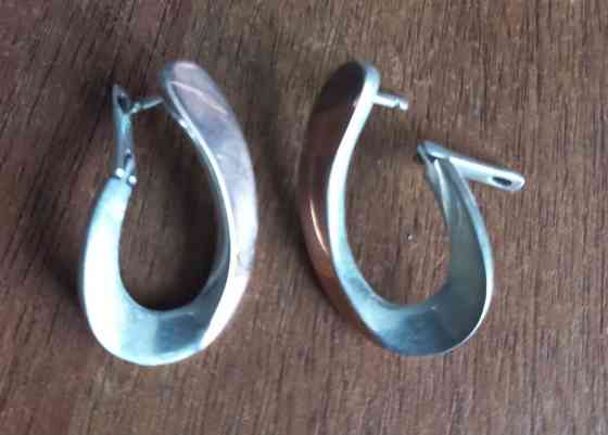 Продаю серьги серебро Бишкек